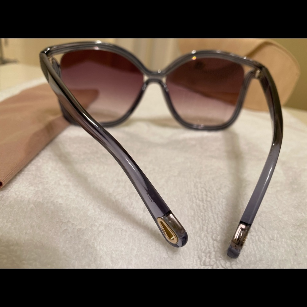 Chloe Sunglasses - Picture 3 of 5